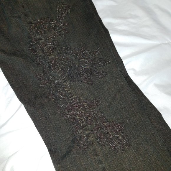 $5 SALE * size 8 TRIBAL Stretch Extensible "Java" wash Embroidered jeans - Picture 12 of 16